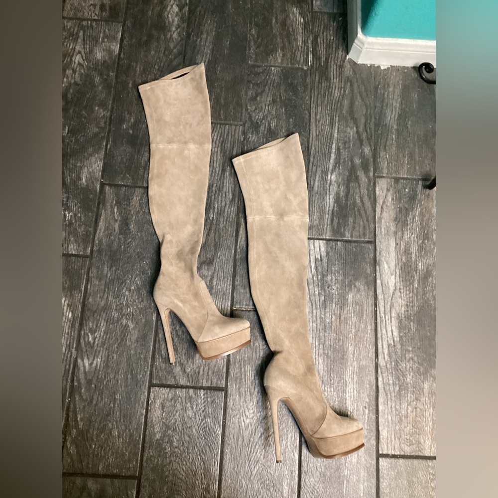 Flora Casadei Boots - Picture 2 of 5